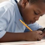 20180302 boy-writing-800×521