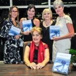 Mercedes Urquiza com a enteada Janaína Maschwitz, a filha Mercedes , a cunhada Eleonora Maschwitz e Gabriela Berlin