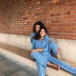 Ilka e a filha Valentina na sonhada casa