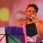 Cantora Luiza Mara